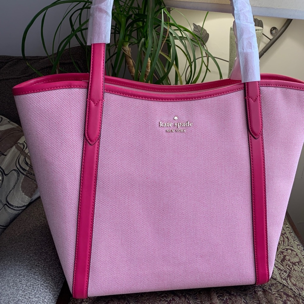 SOLD⛔️Authentic KATE SPADE Leather/canvas zip tote - Picture 6 of 15